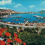 Live Naples